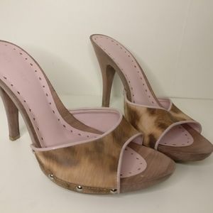BCB Girls retro pink leopard heels